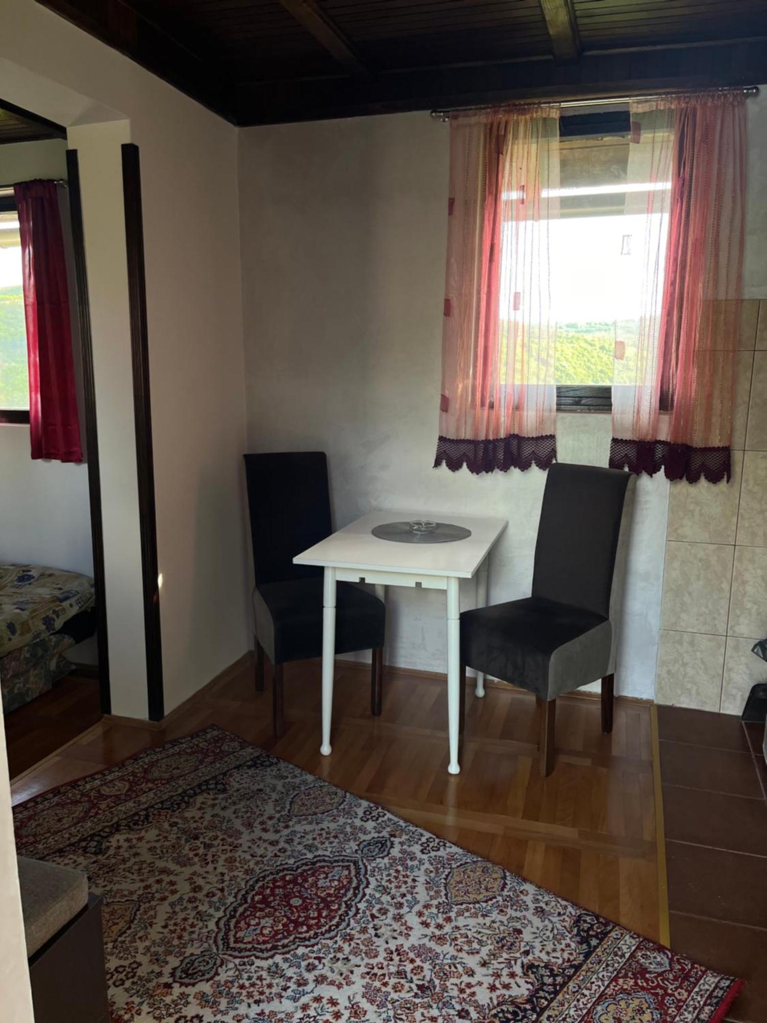 Apartman Jezero Vrutci Užice Екстериор снимка